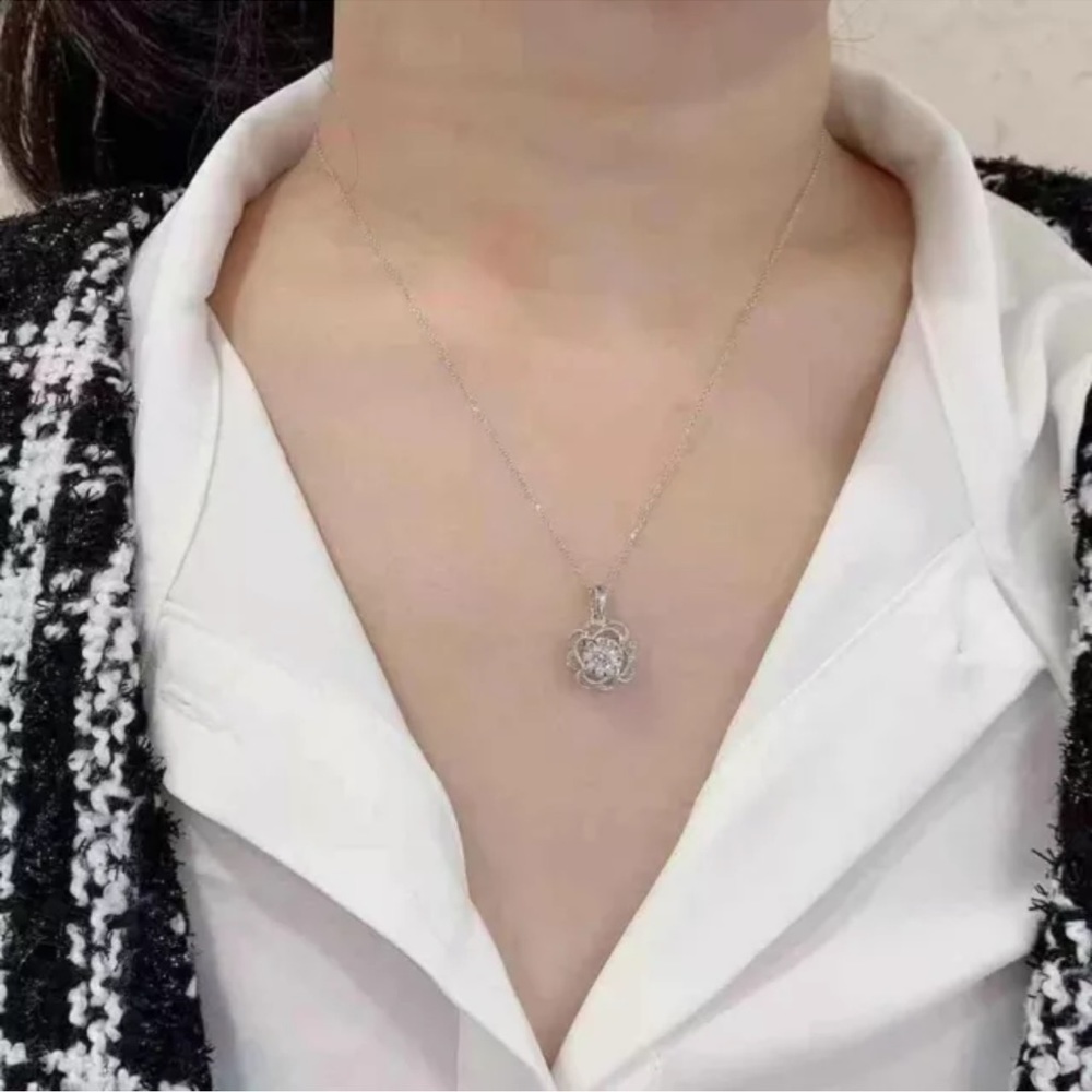 Women Round Cut Cubic Zirconia Necklaces Pendants Gorgeous 925 Silver Jewelry - Picture 3 of 4